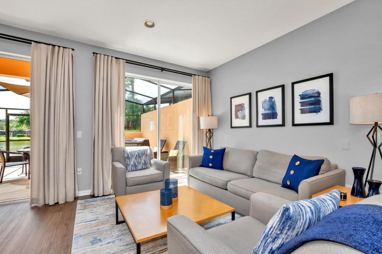 Upscale 2Br Lakefront Townhome - Private Hot Tub! Орландо Экстерьер фото